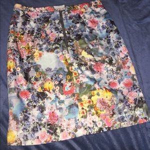 H&M size 8 Floral Pencil Skirt